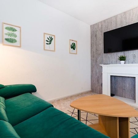 Sky Park Apartment Бенидорм Екстериор снимка