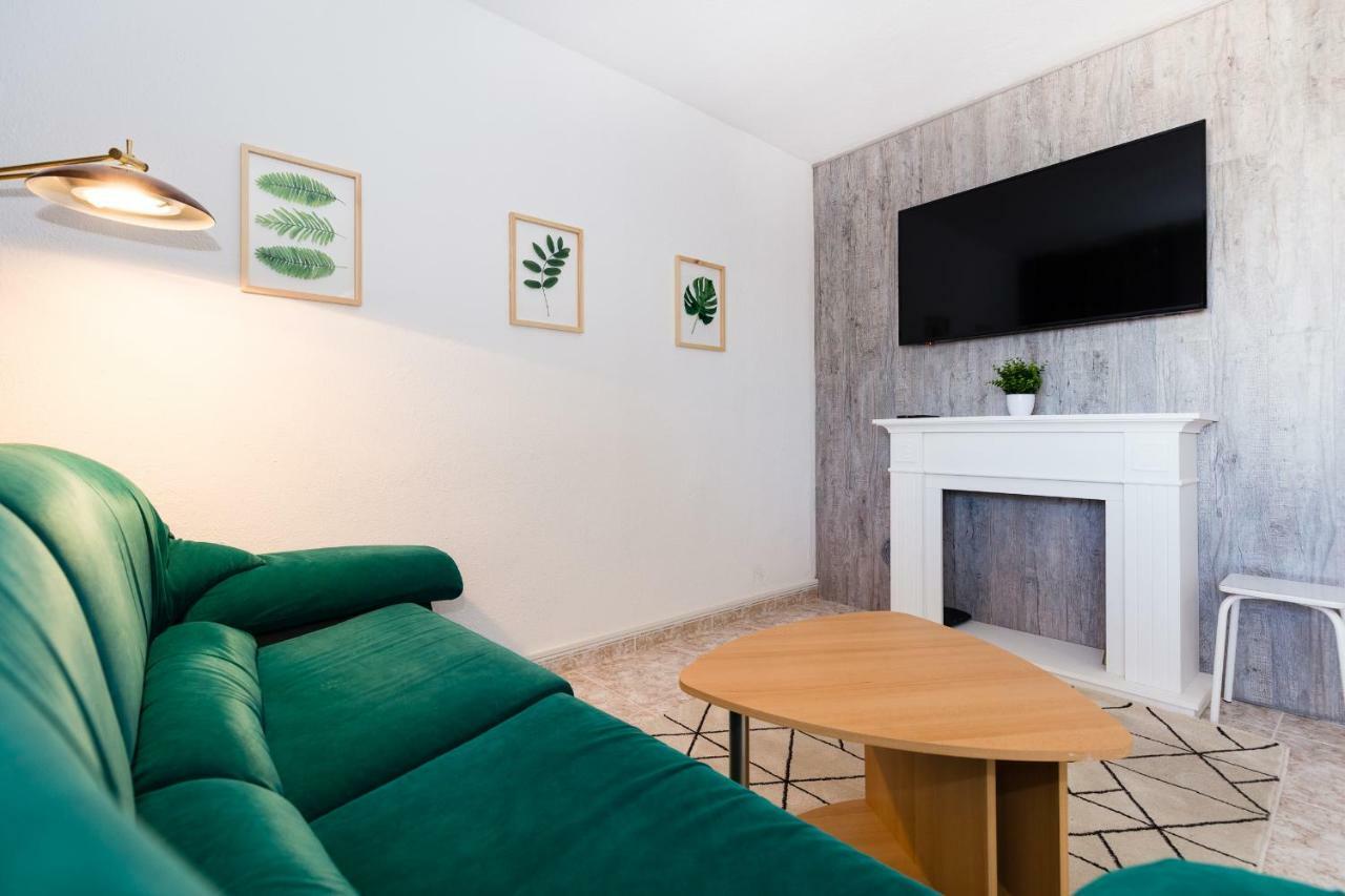 Sky Park Apartment Бенидорм Екстериор снимка