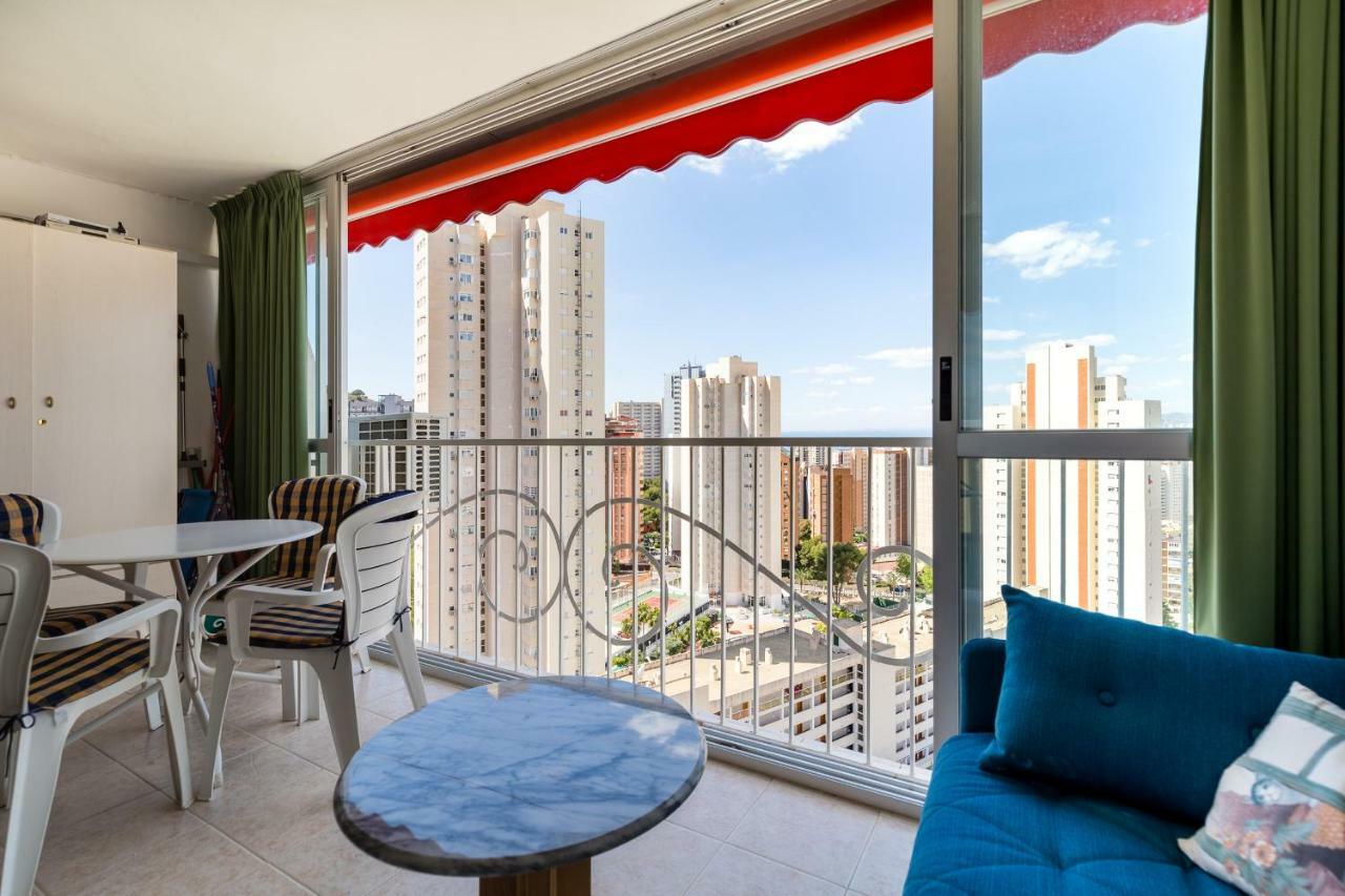 Sky Park Apartment Бенидорм Екстериор снимка