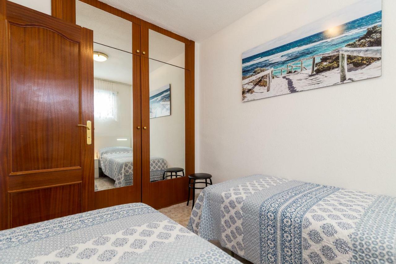 Sky Park Apartment Бенидорм Екстериор снимка