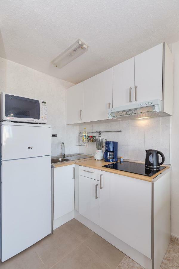 Sky Park Apartment Бенидорм Екстериор снимка