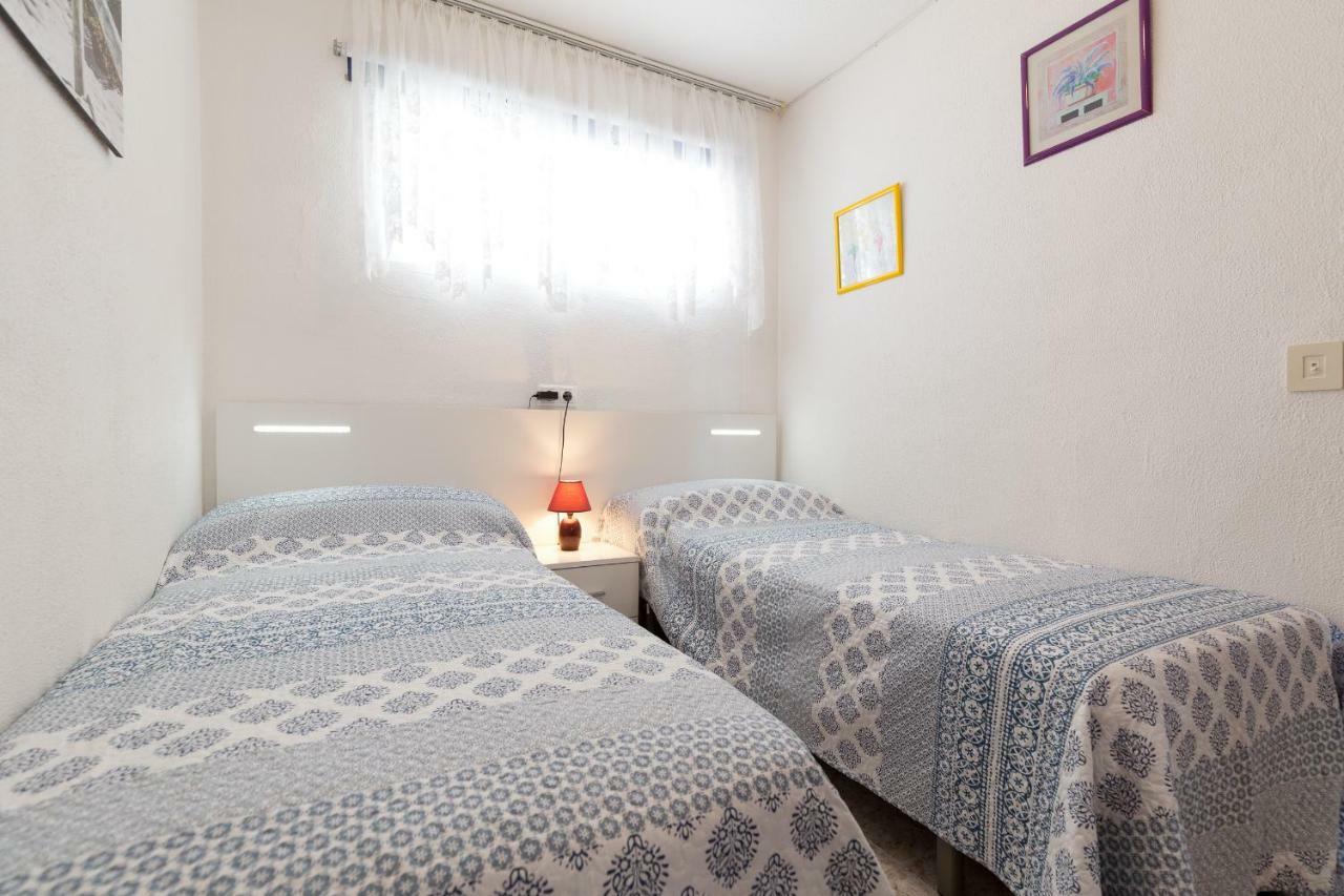 Sky Park Apartment Бенидорм Екстериор снимка